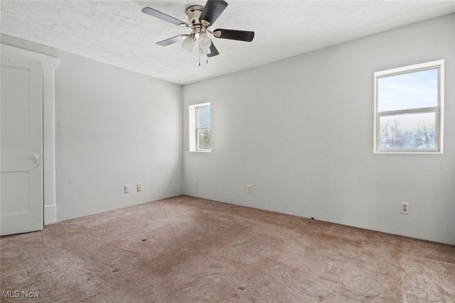 2003 E Midlothian Boulevard, Youngstown, OH 44502