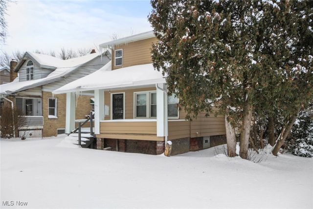 2003 E Midlothian Boulevard, Youngstown, OH 44502