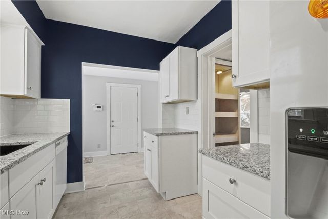 2003 E Midlothian Boulevard, Youngstown, OH 44502