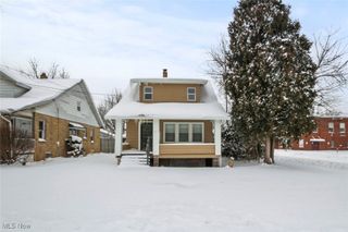 2003 E Midlothian Boulevard, Youngstown, OH 44502