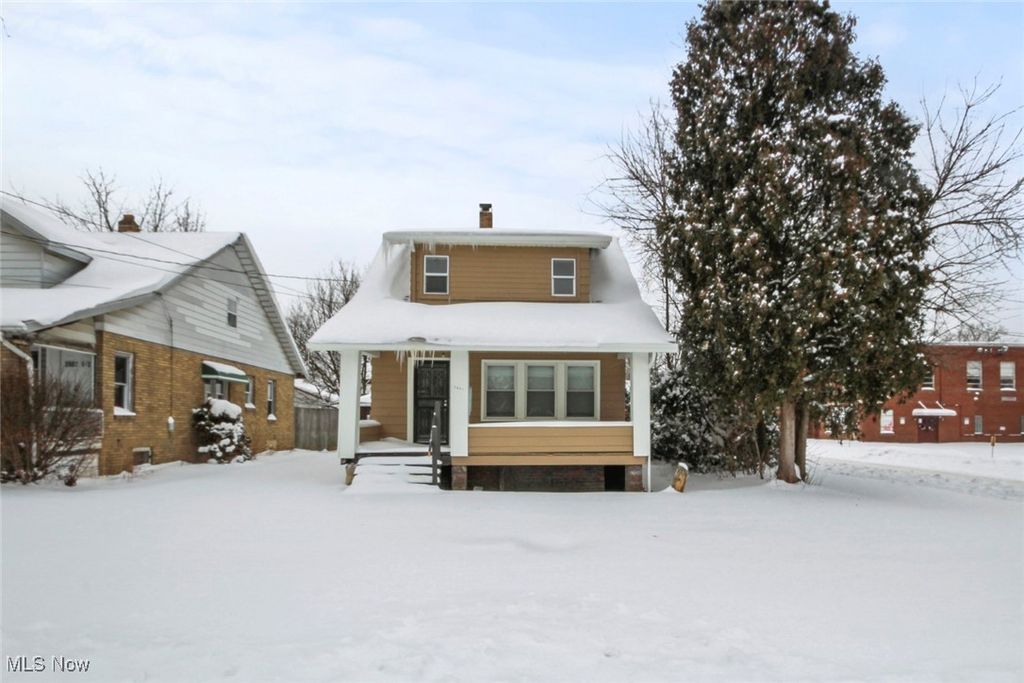 2003 E Midlothian Boulevard, Youngstown, OH 44502