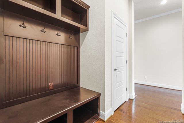 726 San Anza, San Antonio, TX 78260