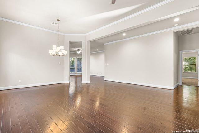 726 San Anza, San Antonio, TX 78260