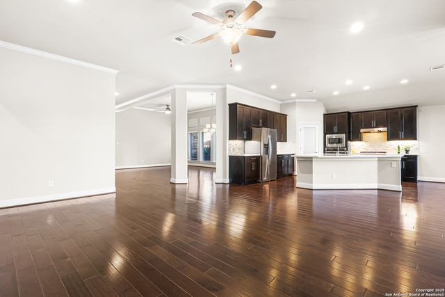 726 San Anza, San Antonio, TX 78260