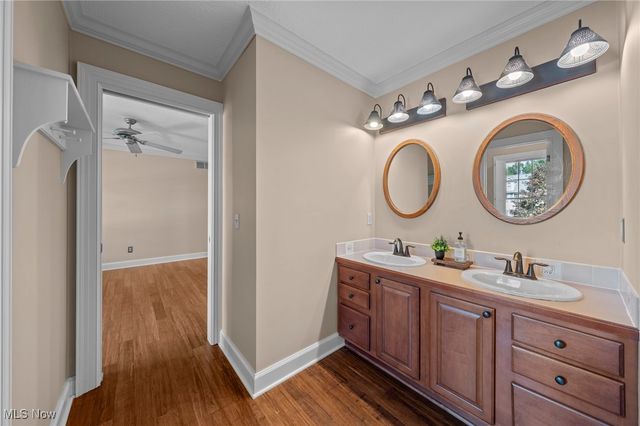 4312 Cobblestone Drive, Copley, OH 44321