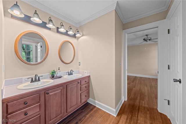 4312 Cobblestone Drive, Copley, OH 44321