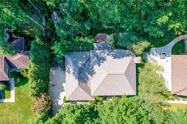 4312 Cobblestone Drive, Copley, OH 44321
