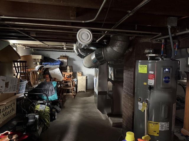 1028 S 61st STREET, West Allis, WI 53214