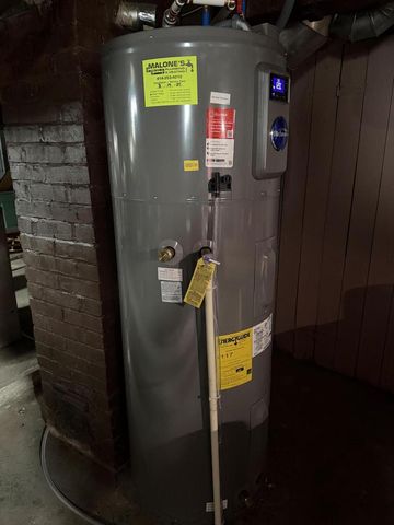 1028 S 61st STREET, West Allis, WI 53214