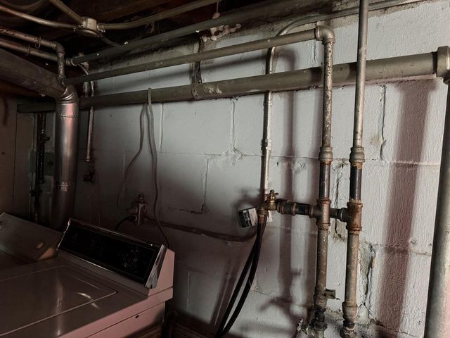 1028 S 61st STREET, West Allis, WI 53214