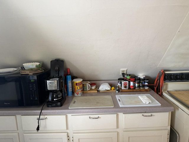 1028 S 61st STREET, West Allis, WI 53214