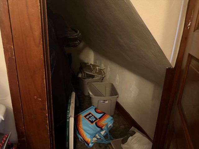 1028 S 61st STREET, West Allis, WI 53214