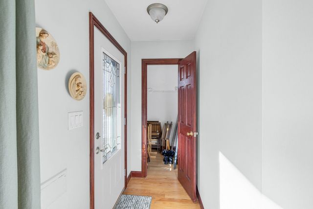 2913 Sarah Street, Franklin Park, IL 60131