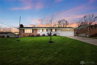 1628 Yorkshire Court, Springfield, OH 45503