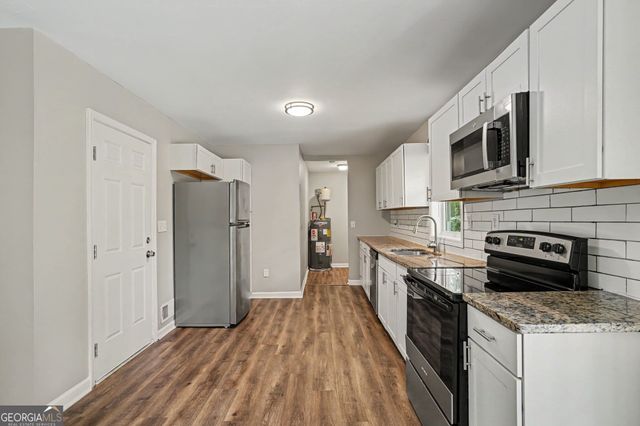 5893 Ronnie Drive, Rex, GA 30273