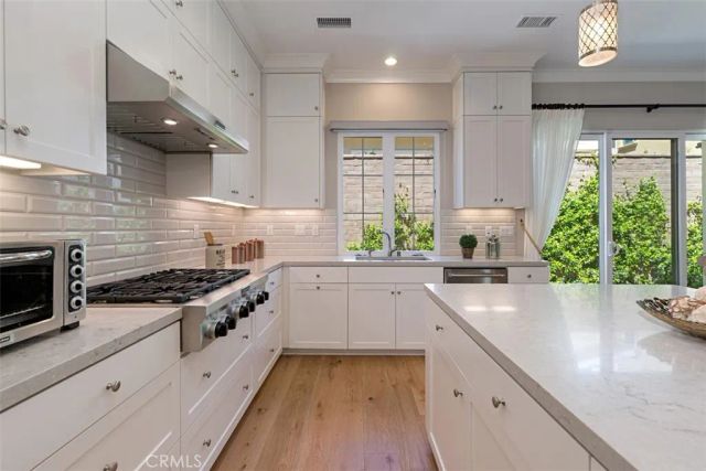 67 Stetson, Irvine, CA 92602