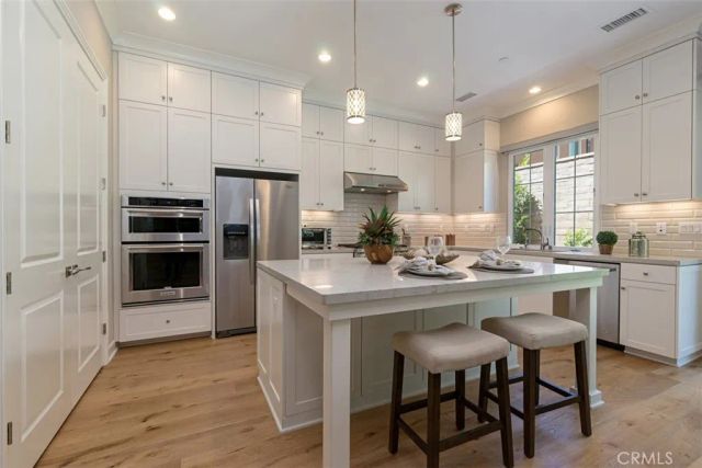 67 Stetson, Irvine, CA 92602