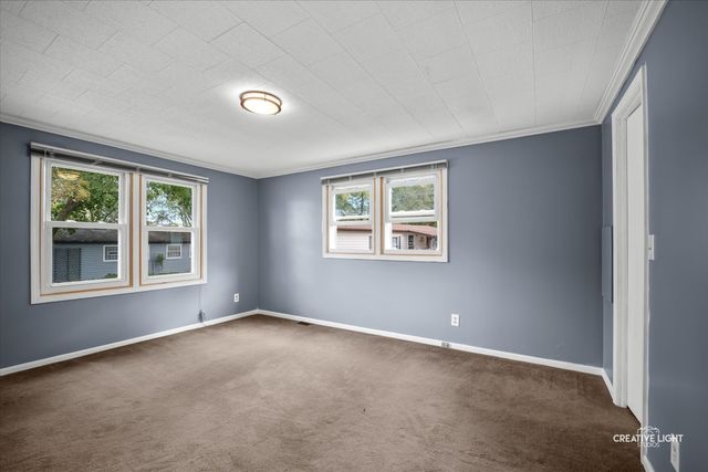 115 Tollview Road, Elgin, IL 60123