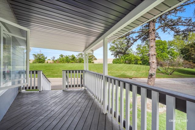 115 Tollview Road, Elgin, IL 60123