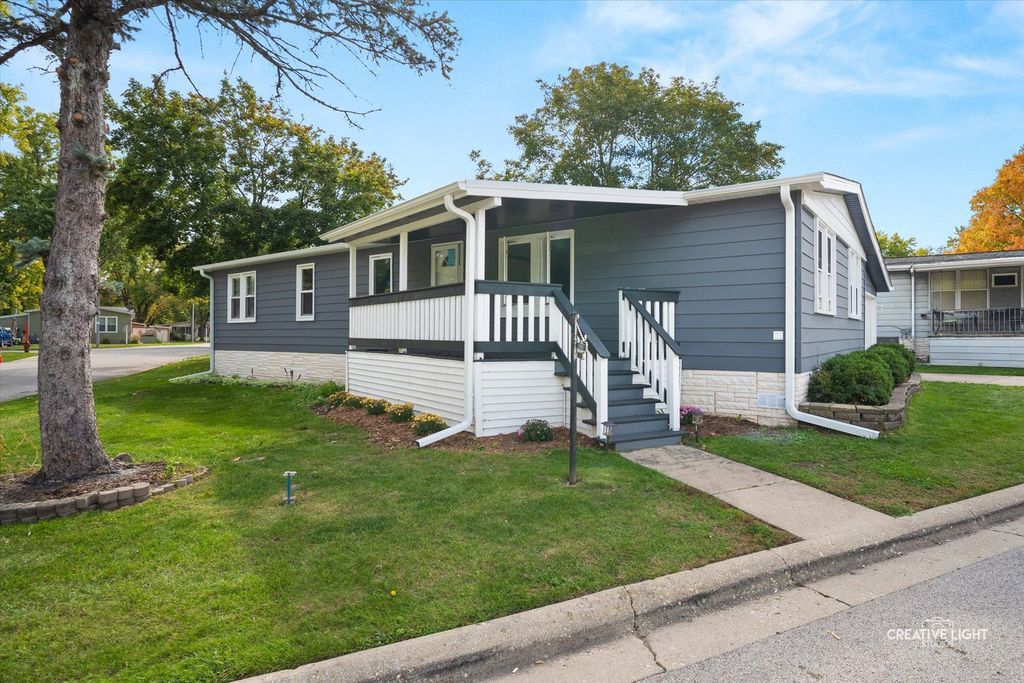 115 Tollview Road, Elgin, IL 60123