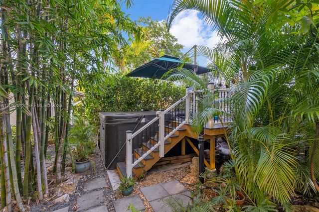 100 NE 26th Drive 100, Wilton Manors, FL 33334