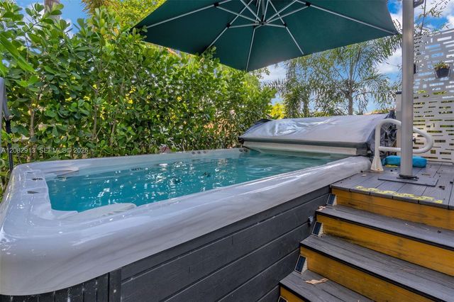 100 NE 26th Drive 100, Wilton Manors, FL 33334