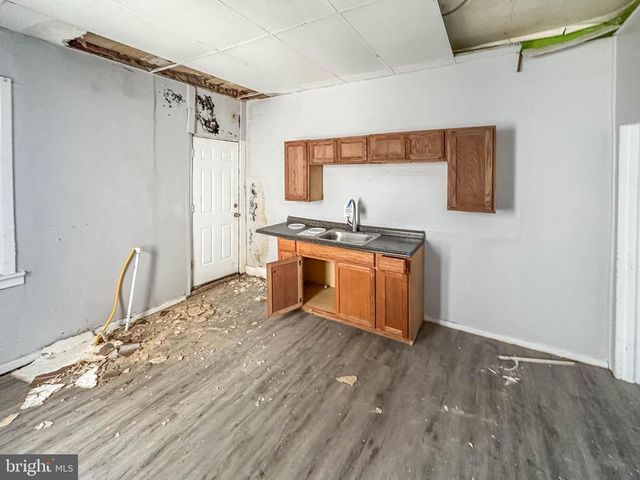 4816 PALMER AVE, Baltimore, MD 21215