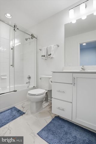 125 PAYNE ST, Charles Town, WV 25414