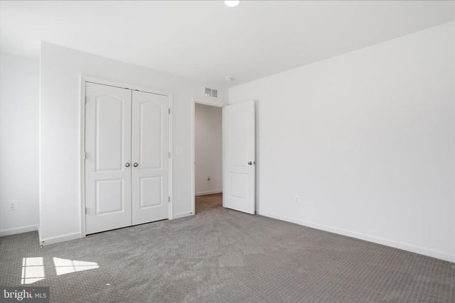 125 PAYNE ST, Charles Town, WV 25414