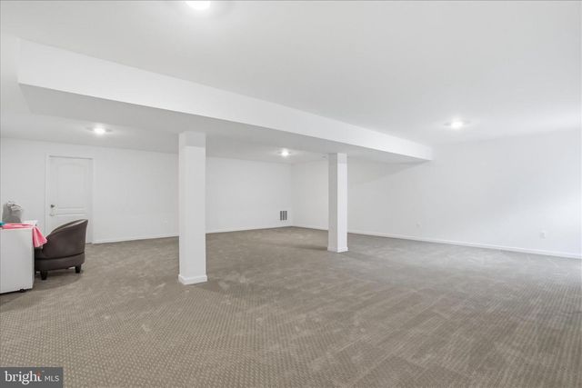 125 PAYNE ST, Charles Town, WV 25414