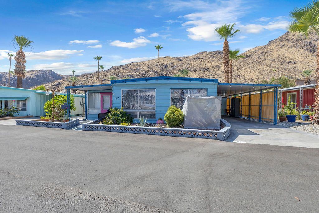 137 Camarillo Street, Palm Springs, CA 92264
