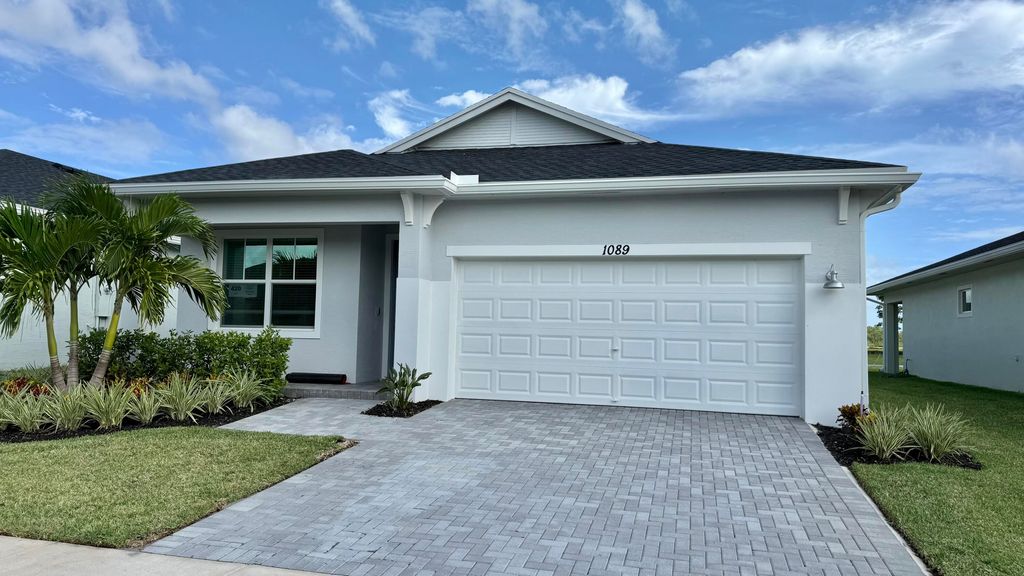 1089 SE Crosswood Way, Port St. Lucie, Port St Lucie, FL 34984