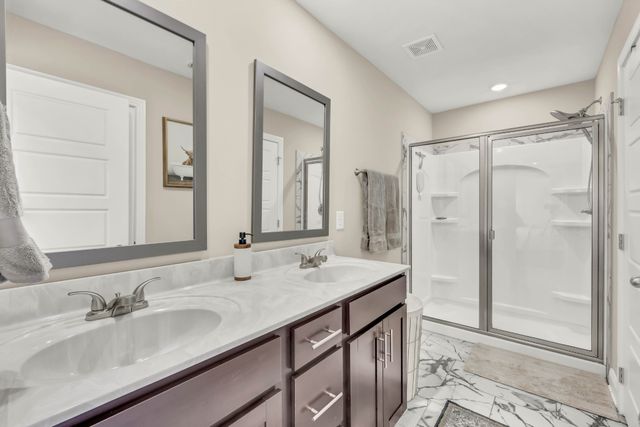 218 Ardell Dr, Clarksville, TN 37040