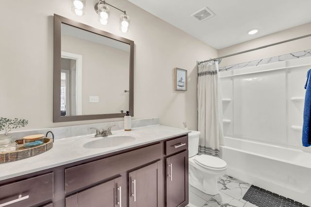 218 Ardell Dr, Clarksville, TN 37040