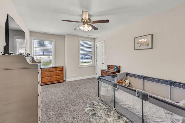 218 Ardell Dr, Clarksville, TN 37040