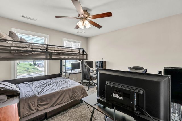 218 Ardell Dr, Clarksville, TN 37040