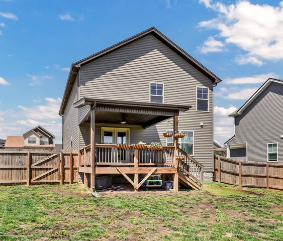 218 Ardell Dr, Clarksville, TN 37040