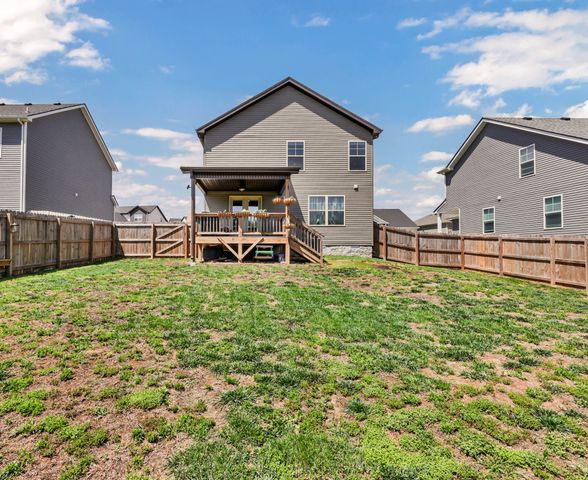 218 Ardell Dr, Clarksville, TN 37040
