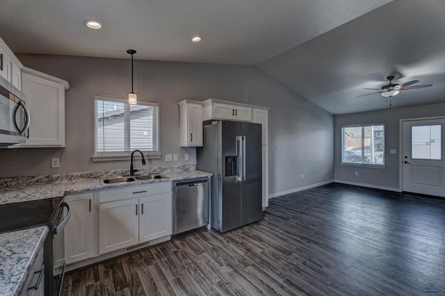 4455 AVENUE A, Rapid City, SD 57703