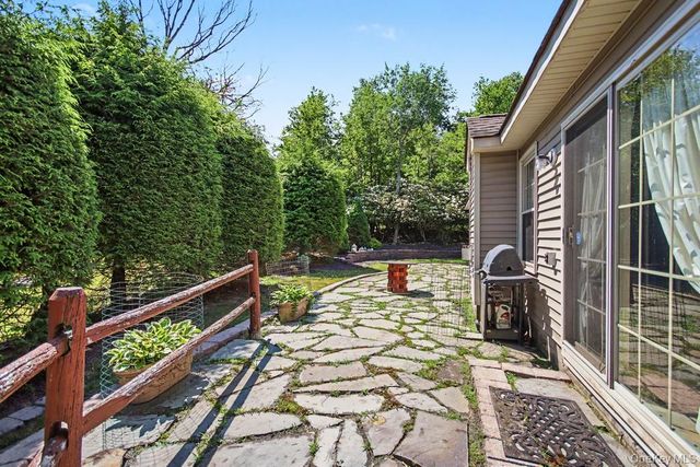 2 Douglas Street, Rock Hill, NY 12775