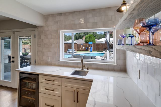 9243 Moss Farm Lane, Dallas, TX 75243