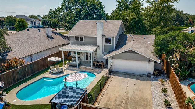 9243 Moss Farm Lane, Dallas, TX 75243