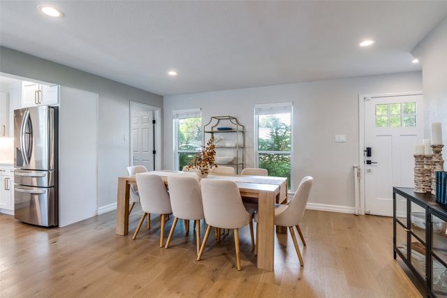 9243 Moss Farm Lane, Dallas, TX 75243