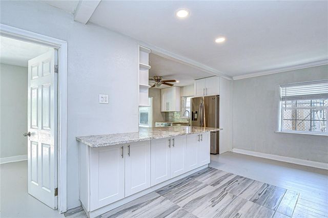 909 HART STREET, Clearwater, FL 33755