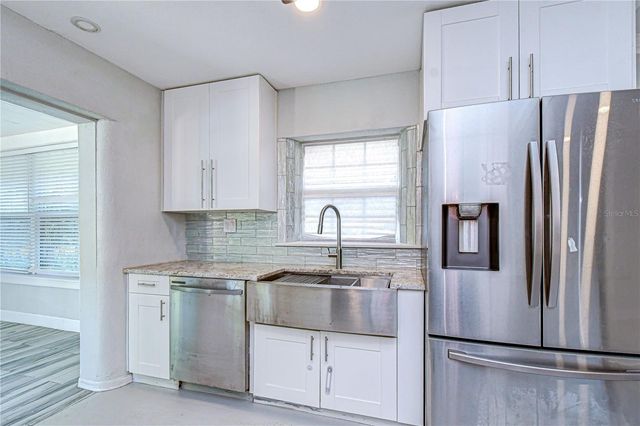 909 HART STREET, Clearwater, FL 33755