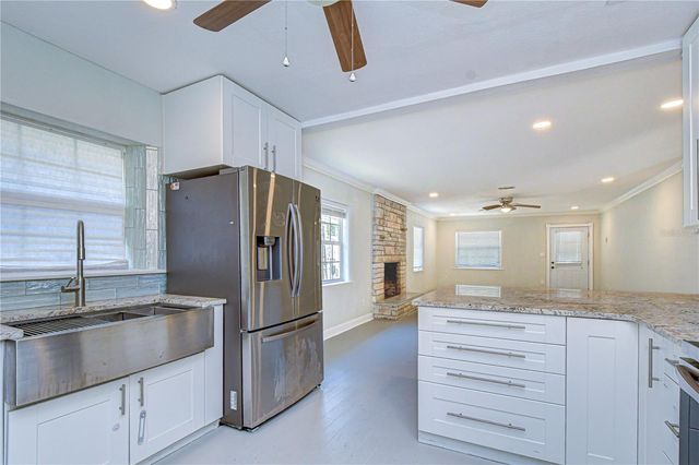 909 HART STREET, Clearwater, FL 33755