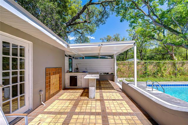 909 HART STREET, Clearwater, FL 33755