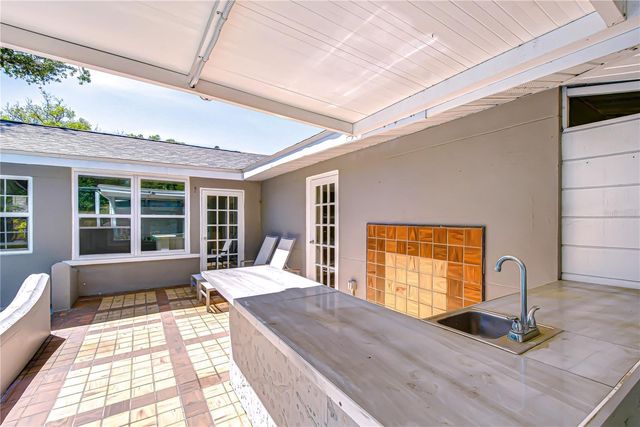 909 HART STREET, Clearwater, FL 33755