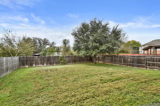 209 Town Creek, Cibolo, TX 78108