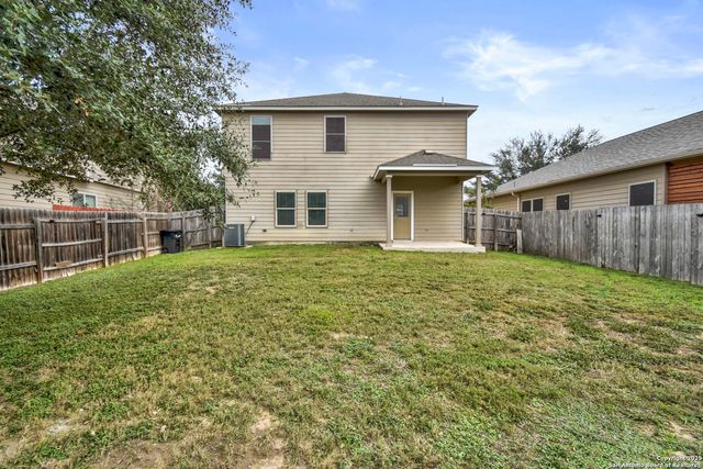 209 Town Creek, Cibolo, TX 78108